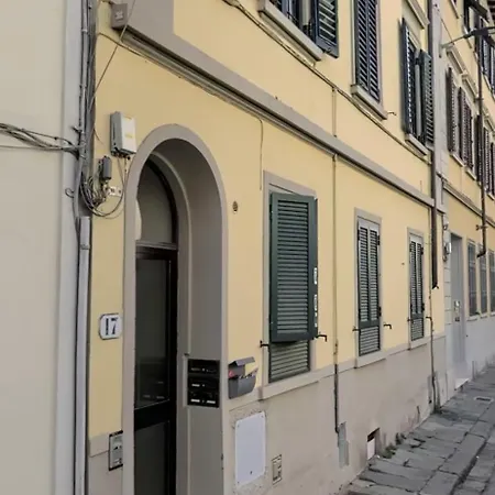 Flo Liberta' Wood Apartment Florence